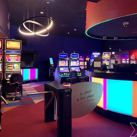 Chalet De Denis Luxe Alpin Et Emplacement Ideal à *